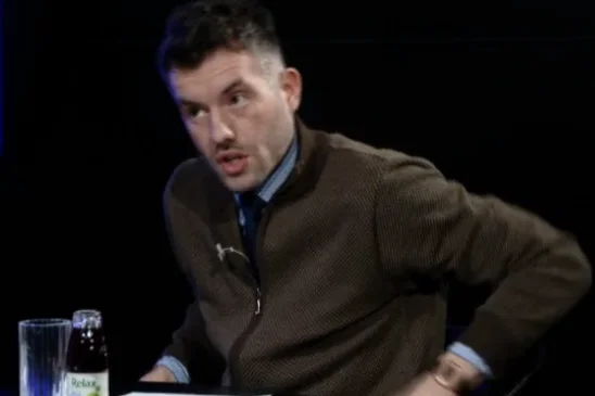 Genovci: Quien votó Hashim Thaci no es normal es malo.