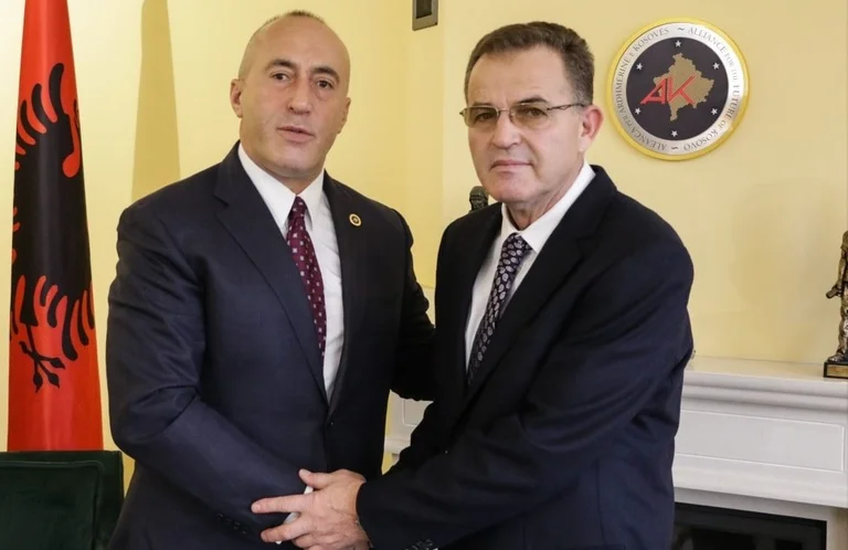 Humanist and former political prisoner join AAK