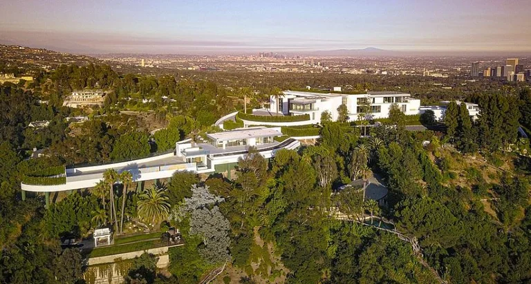 La maison la plus chère du monde va à la vente à un prix incroyable