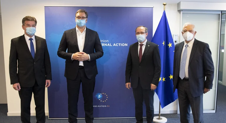 Lajcak rivela la data per continuare il Kosovo- Serbia