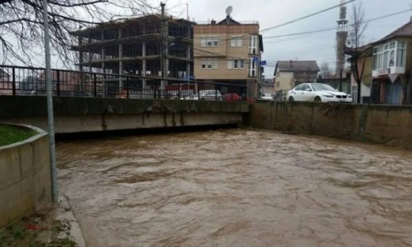 Inondations La municipalité de Vushtrri déclare l'urgence civile