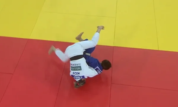 Distria d'or Krasniqi à Doha du Qatar