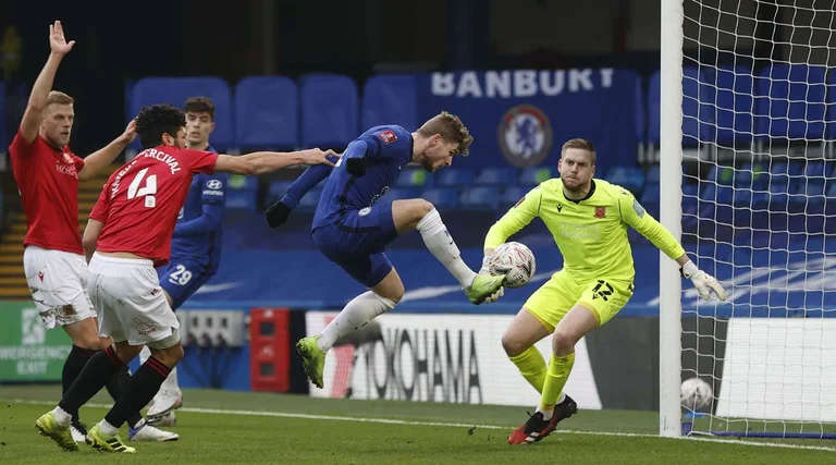 Chelsea bat des amateurs inconnus de la troisième Ligue et va plus loin vers la FA Cup