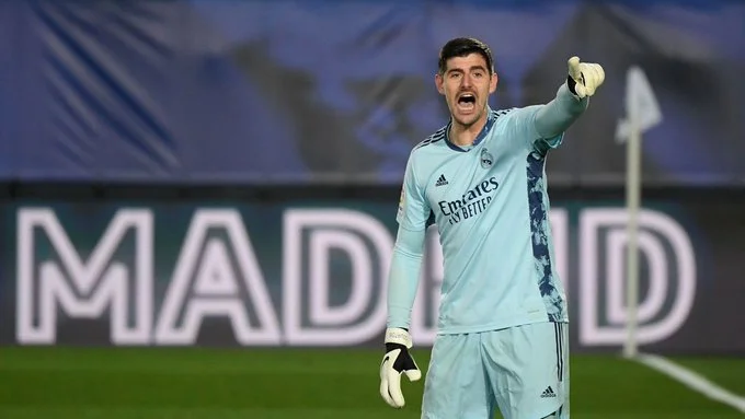 No retengas al guardián del Real Madrid: Es una pena lo que La Liga nos hizo. No somos muñecas.