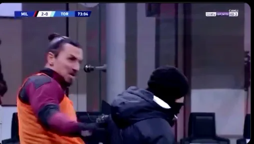 Ibrahimovic con entrenamiento especial, vea cómo los sacó anoche.