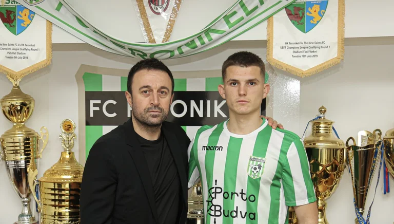 Oficial: Feronike presenta nueva transferencia