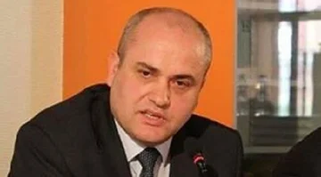 Deputeti i LDK-së: Besojmë se shpejt do të bëhet koalicioni me VV