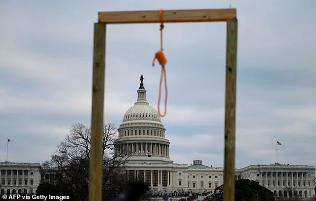 “Photo thrunds @x1>: Trump's supporters wanted to execute Pence, had set the snare ready