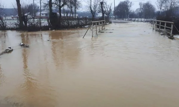 Avertissement pour les résidents de Malisheva: Ne pas utiliser l'eau pour boire