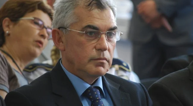 Fatmir Xhelili i PDK: I'm running for deputy, leaving way for new generations.