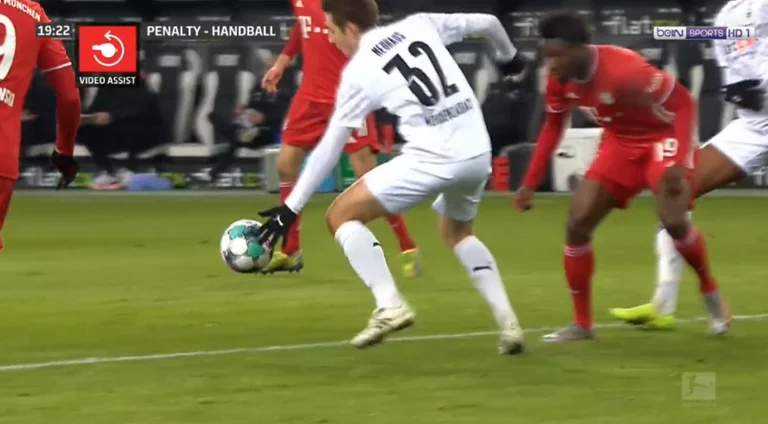 Bayern Munich: Le combat éclate, trois buts dans la première moitié