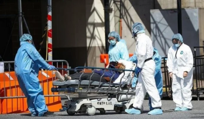 EE.UU., por primera vez más de 4 mil muertes en 24 horas