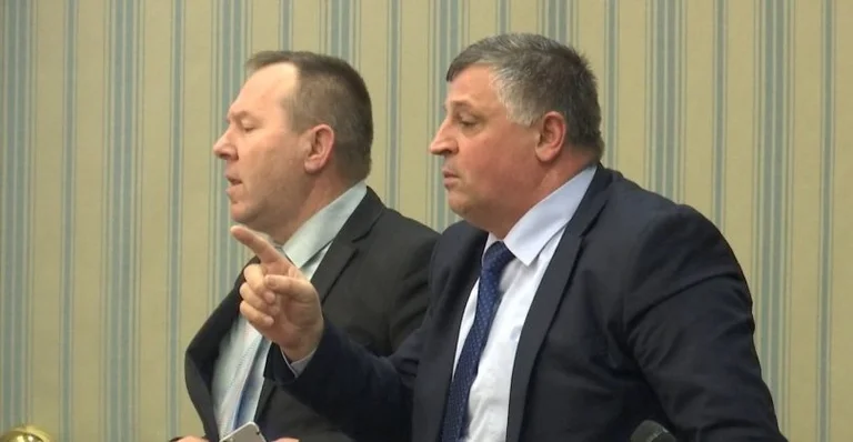 El fiscal quiere que el juicio Gucat de Haradinaj comience en primavera, defensa de ellos más tarde