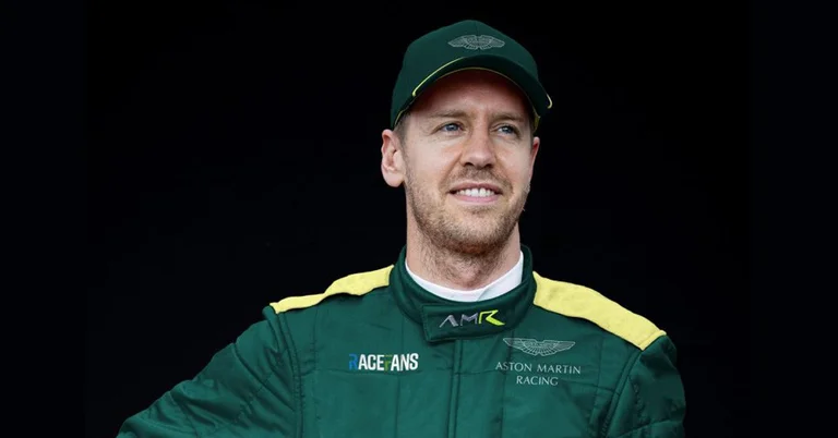 Sebastian Vettel presents, begins a new era for Aston Martin in F1