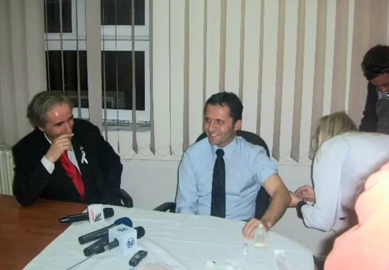 Ironizes the Health Ministry spokesman: Time to change the chip