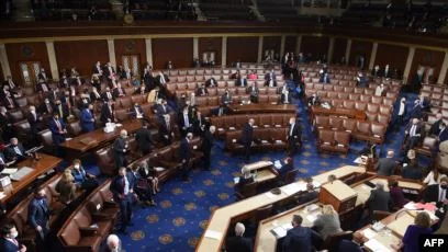 USA: Kongress Resumes Post - Gewalt · Global Voices
