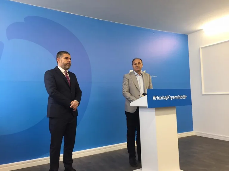 PDK presenta nueva adhesión, analista Ardian Kastrati