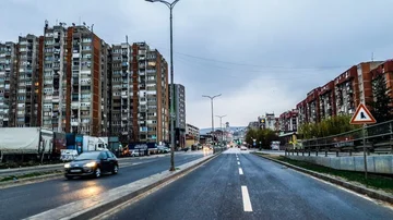 LDK, PDK dhe AAK e lënë të hapur votën pro shpalljes së gjendjes së jashtëzakonshme, VV kundër