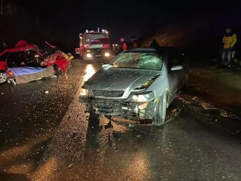 Police detail: For a day, two dead in accidents