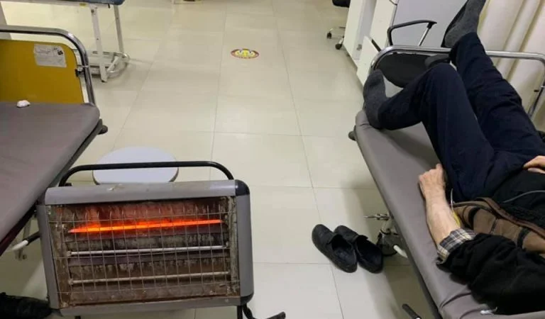 In terrible conditions patients with Covedo-19 receive infusions at Malisheva's QKMF