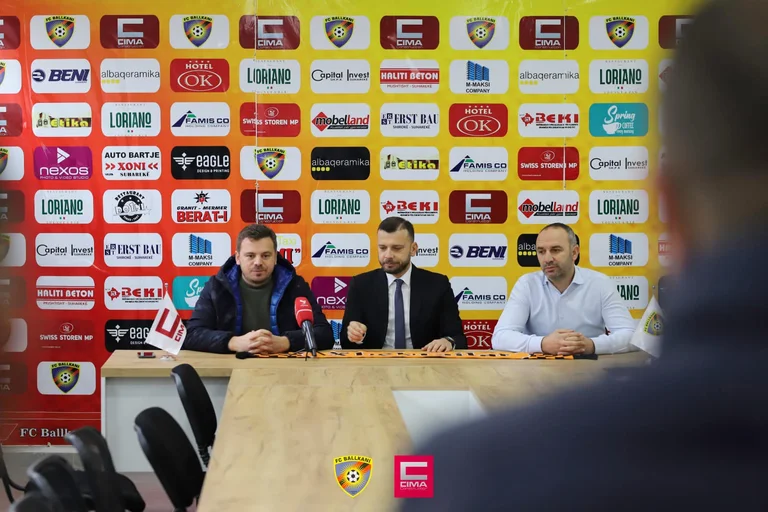 Balkans officially introduce new coach