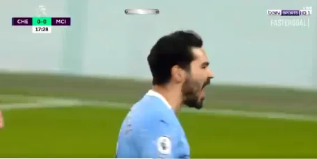 Was ein Schlag: Gundogan instilliert den Ball im Chelsea Netz