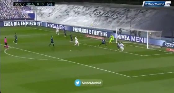 Real Madrid agarra la cabeza, marca para ventaja en los primeros minutos
