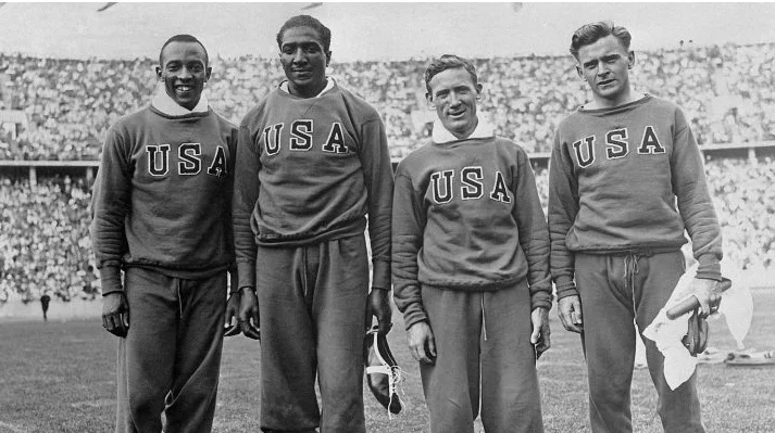 Questo è l'uomo colorato che ha ostacolato i piani di Hitler per le Olimpiadi del 1936.