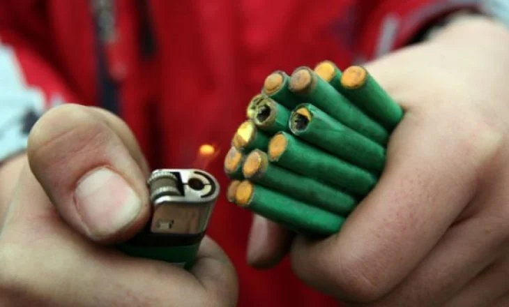 The number of wounded by the pyrotechnics is what they say from Emergency