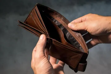 You want your wallet full of 2021? Grant and receive this product on New Year's Eve