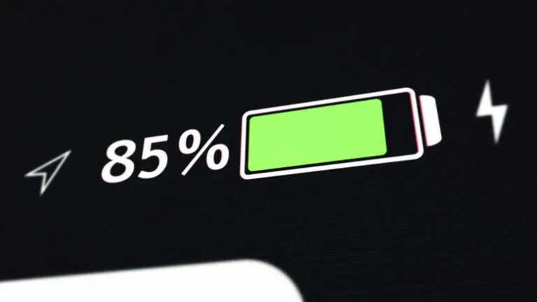 Questi telefoni tengono la batteria più a lungo.