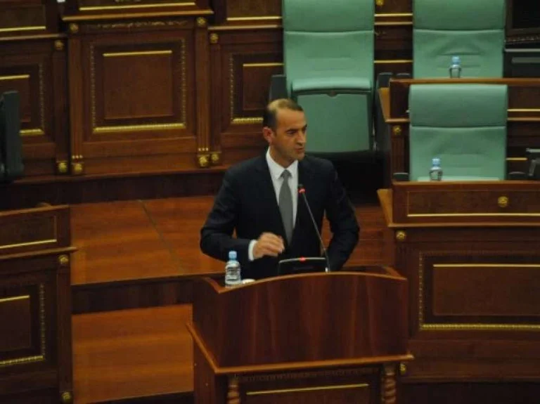Haradinaj: Vjosa Osmani non mi ha promesso quando Kurti ha imitato “Cakoli, Dhuleby, crapbag...