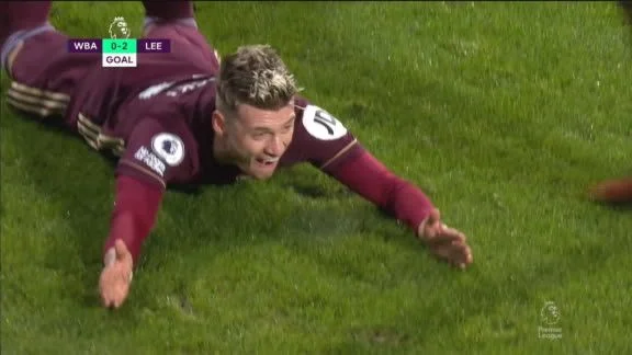 Mahniet Bielsan: Ezdjan Alioski con espectacular meta para Leeds