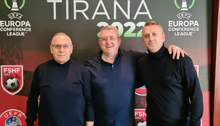 Les dirigeants de la FFK rencontrent le président de la FSHF, l'application VAR discutée au Kosovo