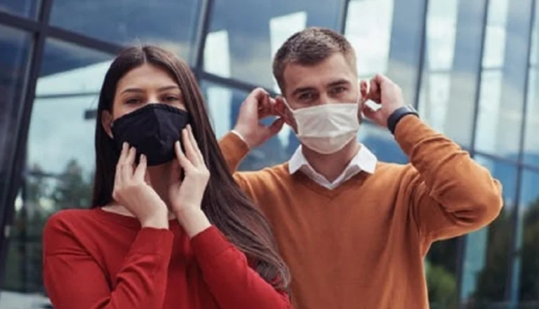 Pourquoi les femmes ont-elles des symptômes plus faciles que les hommes?