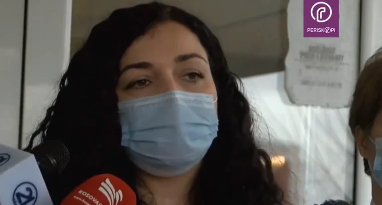 Osmani cherche des enquêtes sur les inoculations anticavides introduites par la Serbie