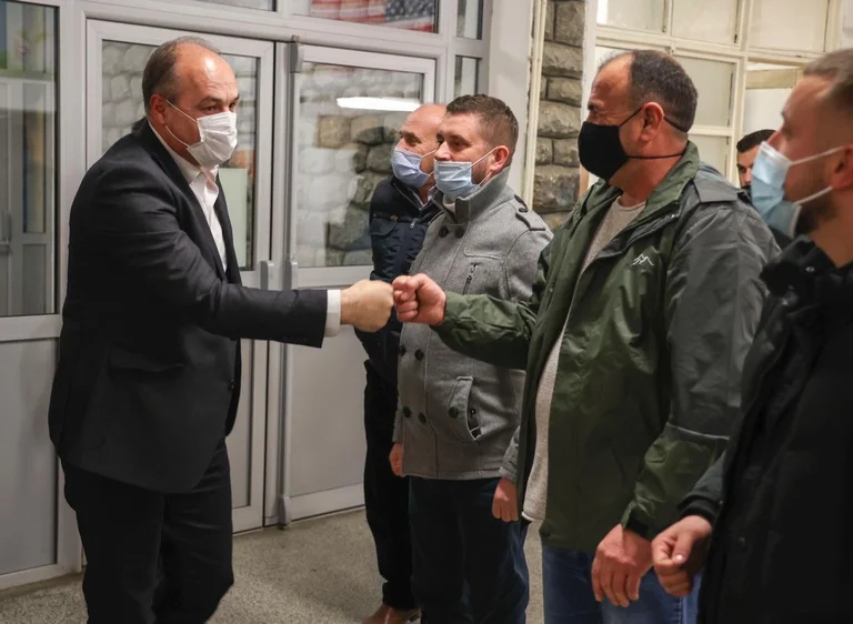 Enver Hoxhaj promises list of candidates without charges