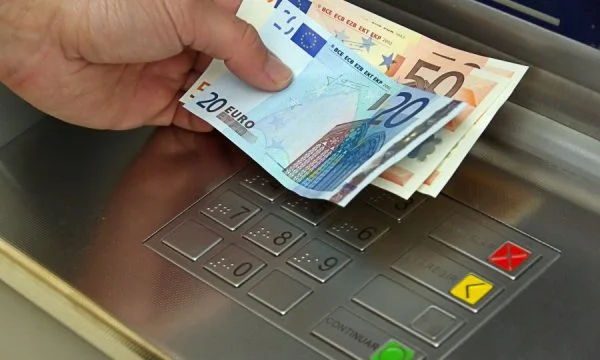One can withdraw 130 euro monthly assistance from today