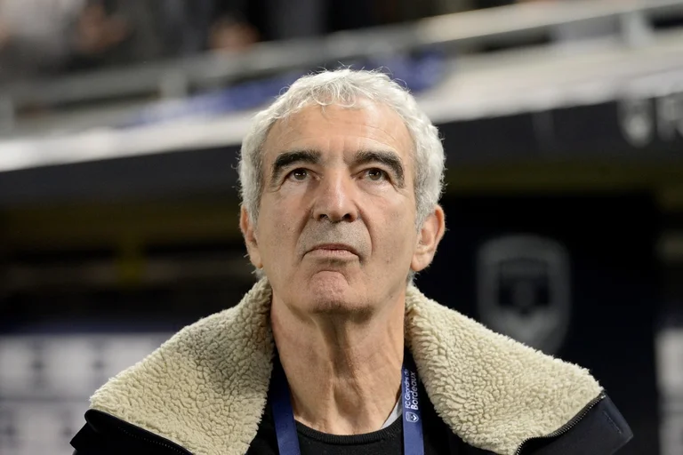 Domenech si chiama allenatore Nantes, i giocatori di calcio cercano immediatamente la fuga