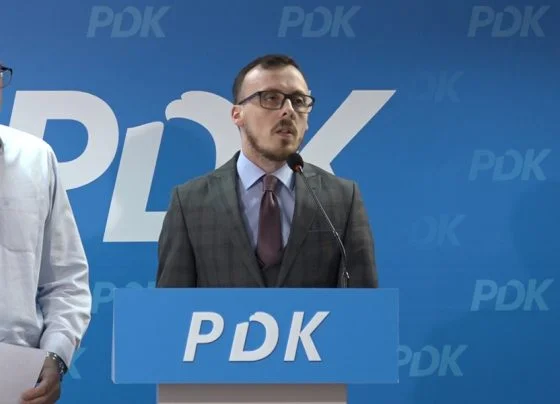 Bytyqi i PDK se moque gravement de la déclaration de Kurt selon laquelle il obtiendrait 2/3 des voix