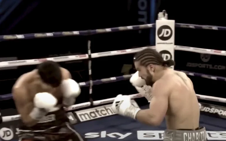 Sa gauche est terrifiante : Mark's Future Opposer Terrors Opposers in the Ring