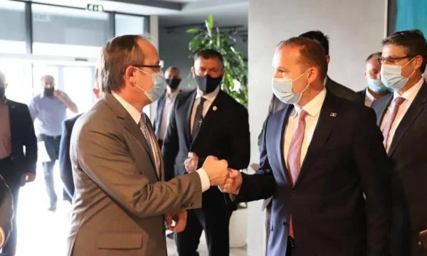 Hoti për Zemajn: 24 orë punon ai njeri