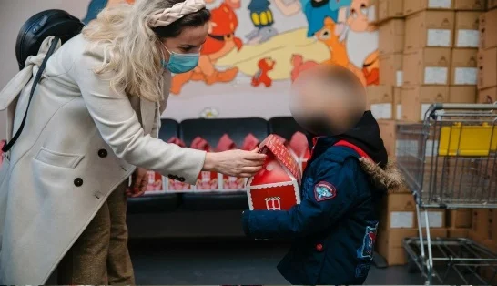 “Perol Company”, distributed presents for children in the leukemia department