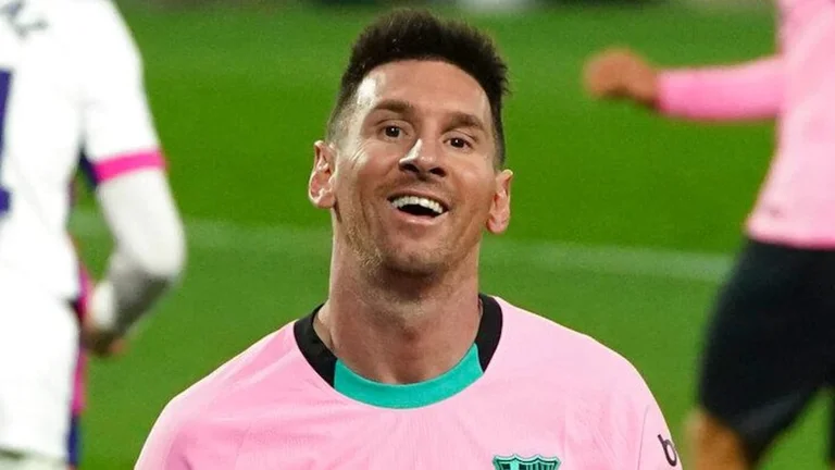Pour battre le record de Mess, vous devez marquer 43 buts en saison pendant 15 ans... pour un seul club