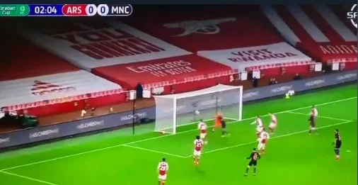 # Ver Mustaf es horror # Crítica Bold de los fans de Arsenal del defensor albanés