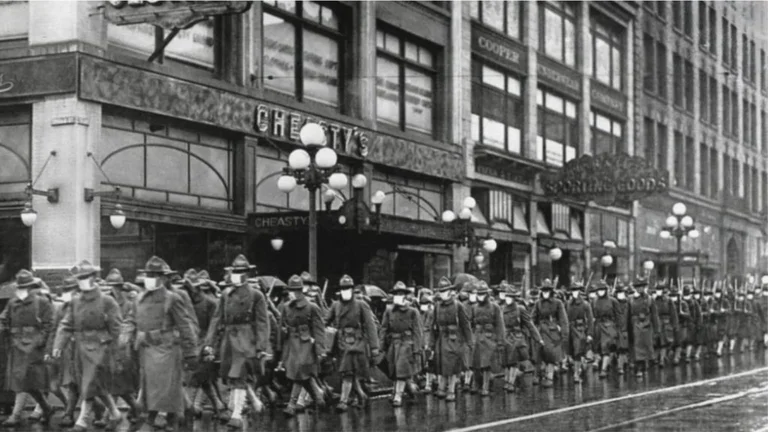 La période des fêtes a donc été célébrée lors de la pandémie de grippe espagnole en 1918.