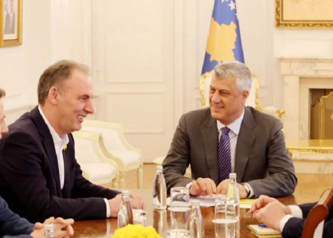 Limaj: Jugo-nostálgicos se sienten liberados después de que Thaci haya ido a La Haya