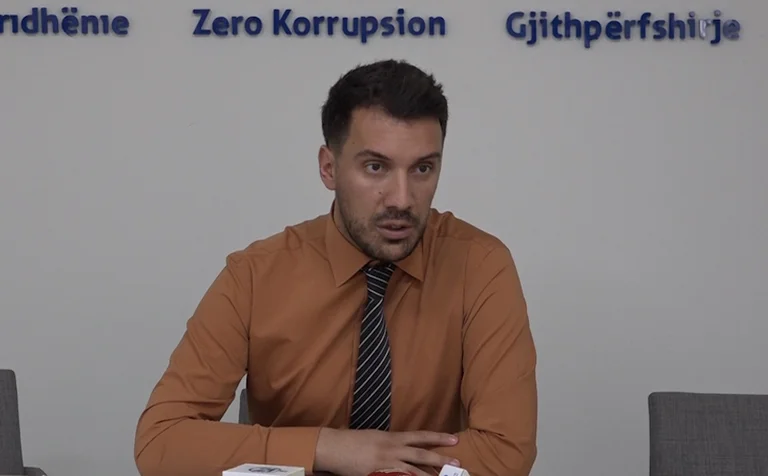Vjosa Osmani's adviser reacts after the attack on Valon Syla: Unacceptable, tolerance for such acts