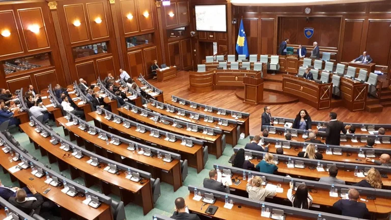 Hoti Governo, Luogo in Elezione