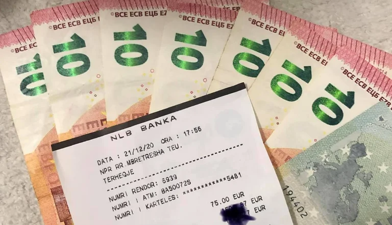 Mitrovica finds 75 euros near Bankomat, expects owner to be notified